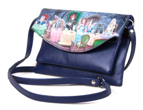 Женская кожаная сумка кроссбоди "Безумное чаепитие" на заказ - женская кожаная сумка ручной работы с авторским рисунком