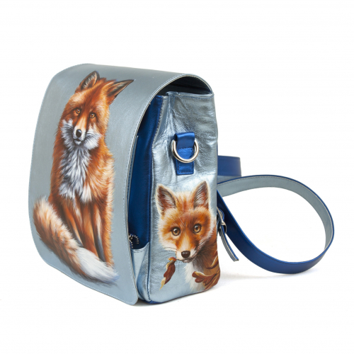 Кожаная сумка-рюкзак с рисунком лисы "Рыжая лисичка" ручной работы с рисунком и вышивкой на заказ
 фото 10