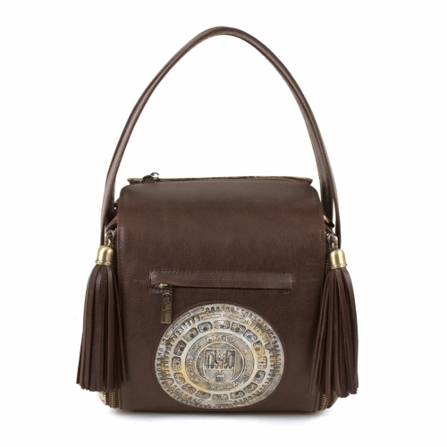 Маленькая квадратная сумка с рисунком по коже "Старый город" ручной работы с рисунком и вышивкой на заказ
 фото 3