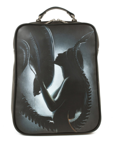 Небольшой мужской рюкзак с росписью "Чужой" ручной работы с рисунком на заказ |  Sumnizza