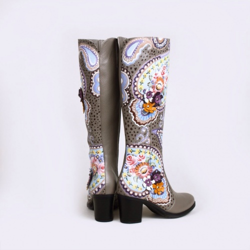 Модные сапоги "Русские узоры" - кожаные и замшевые женские сапоги ручной работы с рисунком на заказ | Sumnizza фото 3