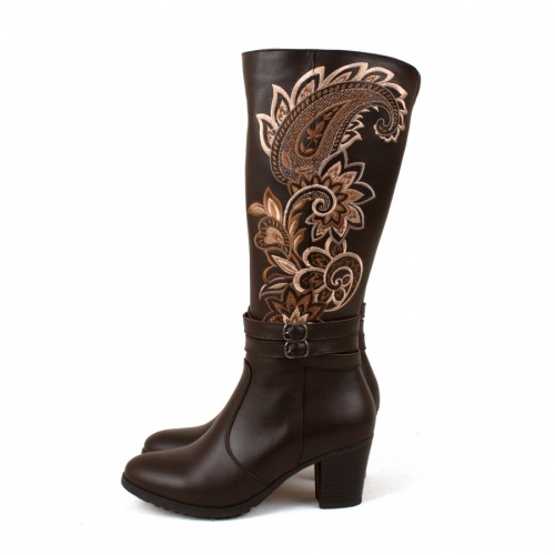 Женские зимние сапоги с вышивкой "Огурцы" - кожаные и замшевые женские сапоги ручной работы с рисунком на заказ | Sumnizza