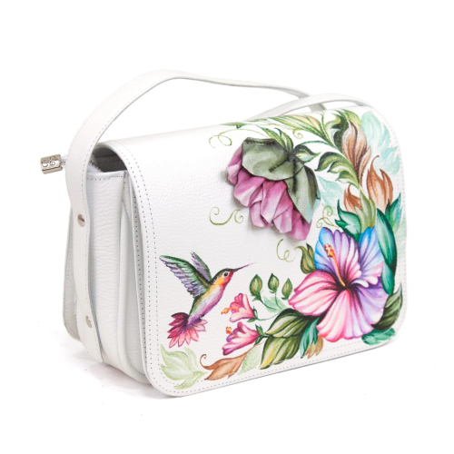 Женская кожаная сумка через плечо с рисунком ручной работы "Колибри над цветком" — кросс боди с принтом на заказ фото 3