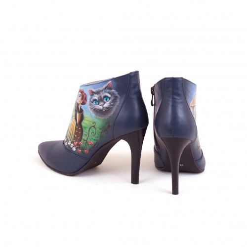 Комплект дорожный саквояж и ботильоны "Алиса" - кожаный женский набор рюкзак и ботинки ручной работы с рисунком |  Sumnizza фото 10