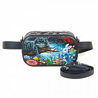 Женская кожаная сумка на плечо и пояс с рисунком "Чешир на отдыхе" — кросс боди с росписью и вышивкой на заказ