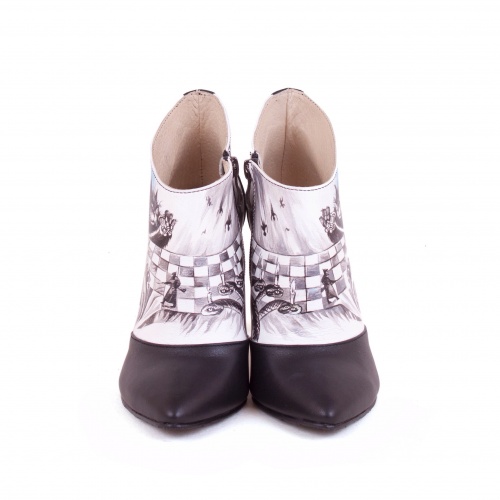 Женские ботильоны с острым носом  "Шахматы" - кожаные женские ботильоны и балетки ручной работы с рисунком на заказ | Sumnizza фото 2