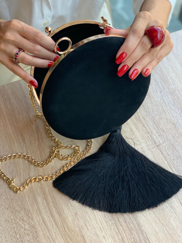 Вечерний клатч-минодьер из замши с вышивкой "Сердце" - круглая кожаная женская сумка ручной работы с рисунком |  Sumnizza фото 4