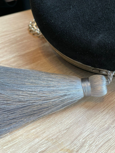 Замшевая сумка минодьер с именной вышивкой "Инициалы" - круглая кожаная женская сумка ручной работы с рисунком |  Sumnizza фото 3