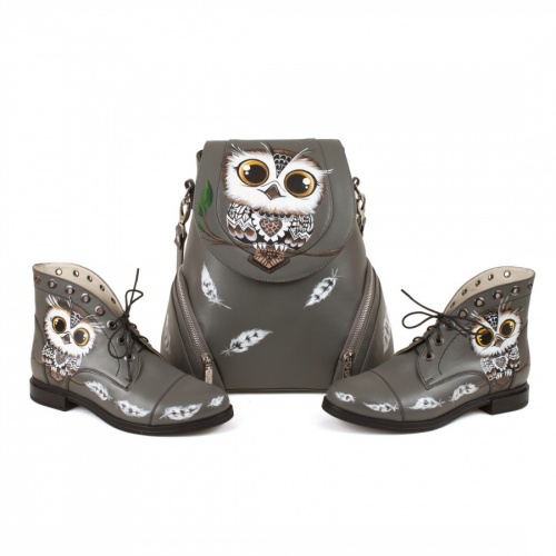 Комплект сумка-рюкзак и ботинки "Совёнок" с рисунком, росписью, принтом - фото