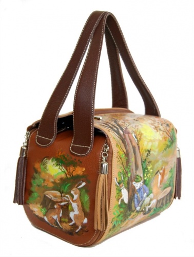 Квадратная женская сумка "Охотник" ручной работы с рисунком и вышивкой на заказ
 фото 3