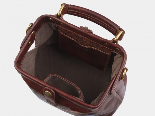 Женский саквояж из кожи "Чеширский кот" — женская кожаная сумка саквояж ручной работы с рисунком и вышивкой на заказ фото 4