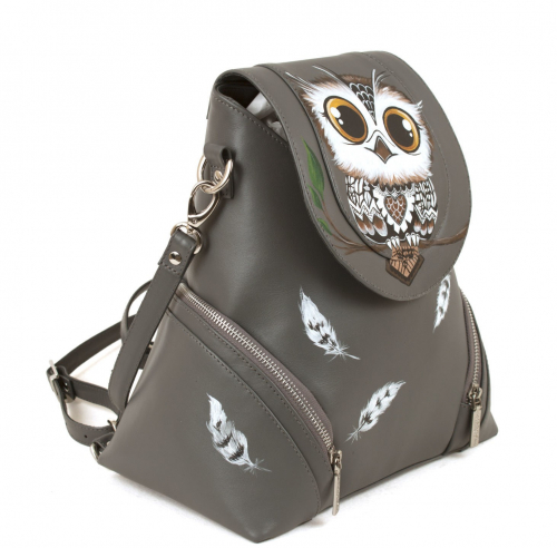 Модная женская сумка-рюкзак с ручной росписью "Совенок" ручной работы с рисунком и вышивкой на заказ
 фото 4
