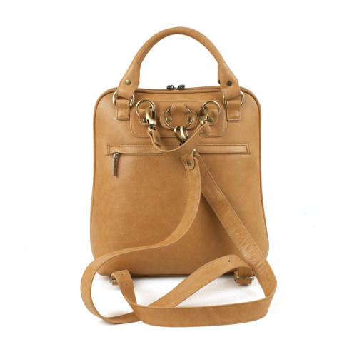 Кожаная сумка рюкзак с рисунком "Мастер и Маргарита" ручной работы с рисунком и вышивкой на заказ
 фото 4