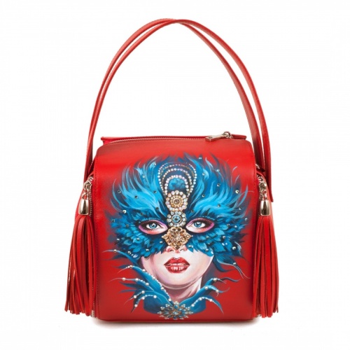 Квадратная Кожаная сумка "Незнакомка" ручной работы с рисунком и вышивкой на заказ
