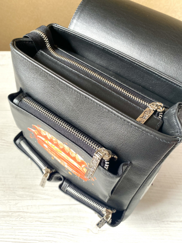 Кожаный рюкзак с рисунком ручной работы по мотивам сериала "Друзья" - изготовление кожаной женской сумки ручной работы с рисунком | Сумки с принтом на заказ - Sumnizza фото 8