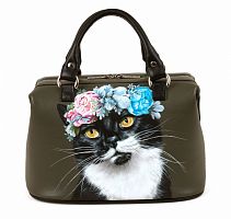 Сумка саквояж женская с росписью "Кошка в венке" ручной работы с рисунком и вышивкой на заказ
