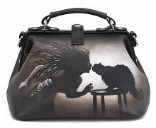 Черный саквояж с рисунком "Маргарита и Кот Бегемот" ручной работы с рисунком и вышивкой на заказ
