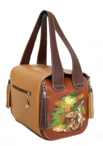 Квадратная женская сумка "Охотник" ручной работы с рисунком и вышивкой на заказ
 фото 4