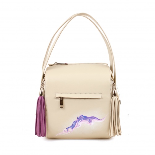 Квадратная сумка на плечо "Горожанка" ручной работы с рисунком и вышивкой на заказ
 фото 3