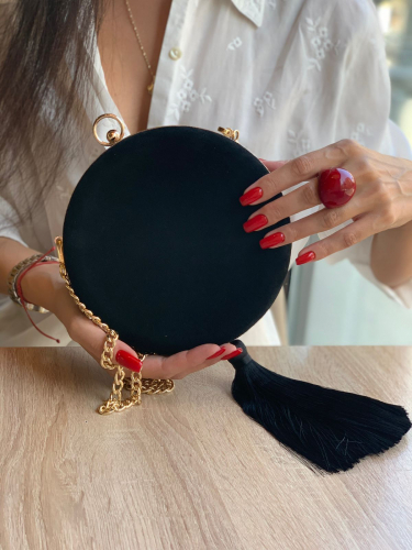 Вечерний клатч-минодьер из замши с вышивкой "Сердце" - круглая кожаная женская сумка ручной работы с рисунком |  Sumnizza фото 5