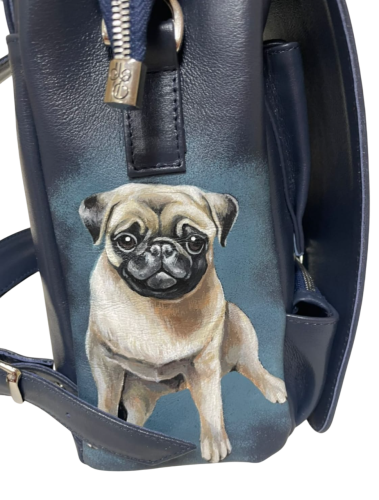 Кожаный черный рюкзак с портретом овчарки ручной работы на заказ - изготовление кожаной женской сумки ручной работы с рисунком | Сумки с принтом на заказ - Sumnizza фото 2