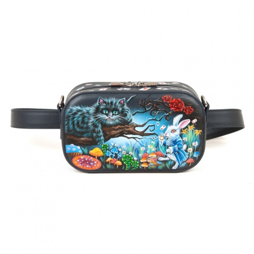 Женская кожаная сумка на плечо и пояс с рисунком "Чешир на отдыхе" — кросс боди с принтом на заказ фото 3