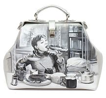 Серебристый саквояж ручной работы "Девчата" ручной работы с рисунком и вышивкой на заказ
