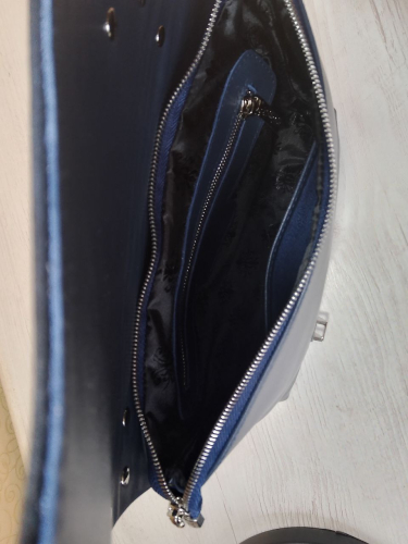 Женская кожаная сумка через плечо с рисунком ручной работы "Мастер и Маргарита" — кросс боди с принтом на заказ фото 7