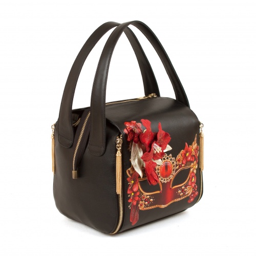 Черная сумка квадратной формы "Маска" ручной работы с рисунком и вышивкой на заказ
 фото 3