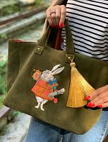 Большой шоппер из замши с 3-D вышивкой "Белый Кролик" - ручной работы на заказ