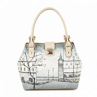 Женская сумка-саквояж с рисунком города "Дождливый вечер" ручной работы с рисунком и вышивкой на заказ
