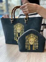 Маленький замшевый шоппер ручной работы с вышивкой на заказ "Маска" - ручной работы на заказ