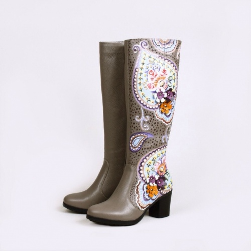 Модные сапоги "Русские узоры" - кожаные и замшевые женские сапоги ручной работы с рисунком на заказ | Sumnizza