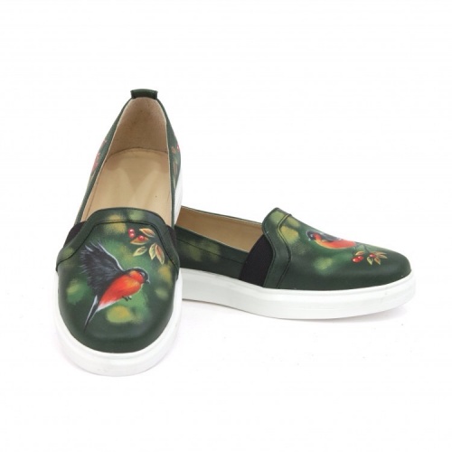 Слипоны с белой подошвой с росписью "Красногрудые снегири" - кожаные женские кеды и слипоны ручной работы с рисунком на заказ | Sumnizza фото 7