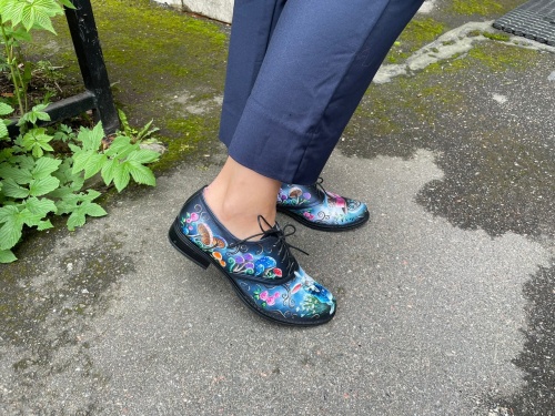 Кожаные полуботинки с ручной росписью "Чеширский кот" - кожаные женские ботильоны и балетки ручной работы с рисунком на заказ | Sumnizza фото 3