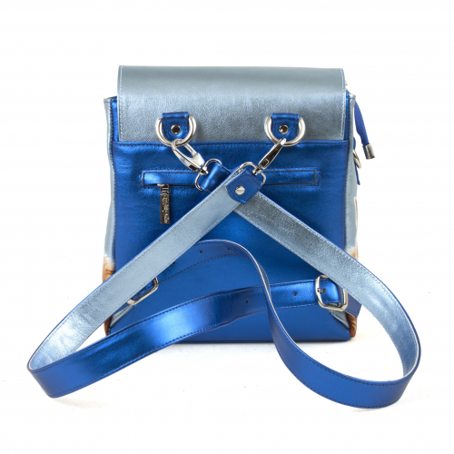 Кожаная сумка-рюкзак с рисунком лисы "Рыжая лисичка" ручной работы с рисунком и вышивкой на заказ
 фото 9