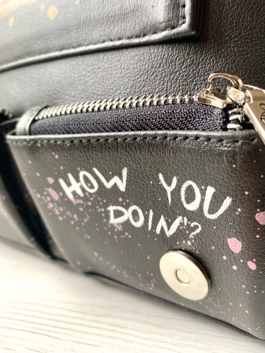 Кожаный рюкзак с рисунком ручной работы по мотивам сериала "Друзья" - изготовление кожаной женской сумки ручной работы с рисунком | Сумки с принтом на заказ - Sumnizza фото 10