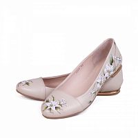 Кожаные туфли-балетки "Белые цветы" — женские кожаные балетки ручной работы с рисунком и вышивкой